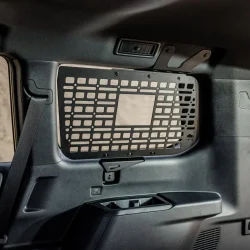 Panel wewnętrzny MOLLE prawy Bison Gear Toyota Prado 250 24-